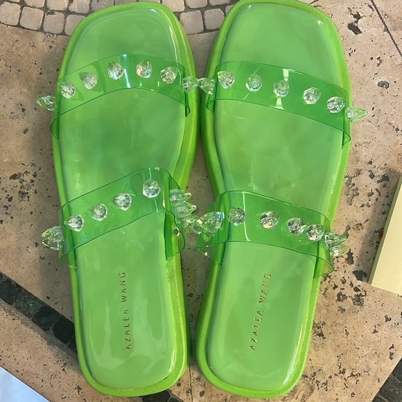 The Alyssa Jade green sandle w/ clear spikes size 8 - Picture 3 of 5
